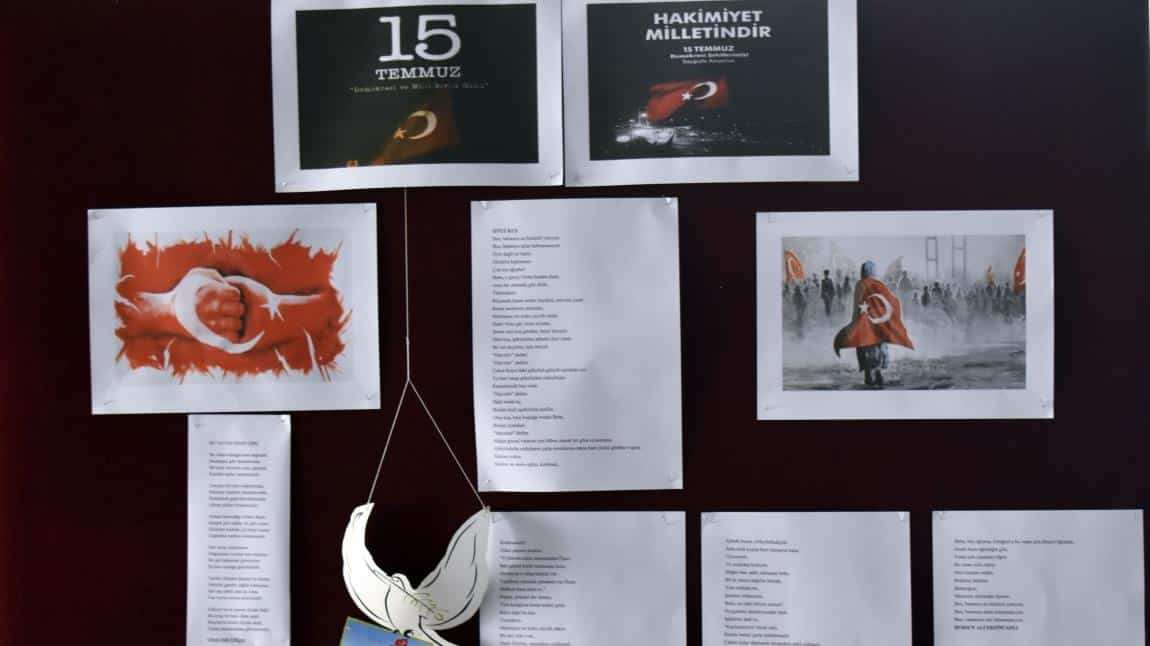 AKV'nin Öğrencileri, 15 Temmuz Şehitlerini Unutmadı 